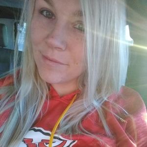 Meet your Posher, Mel